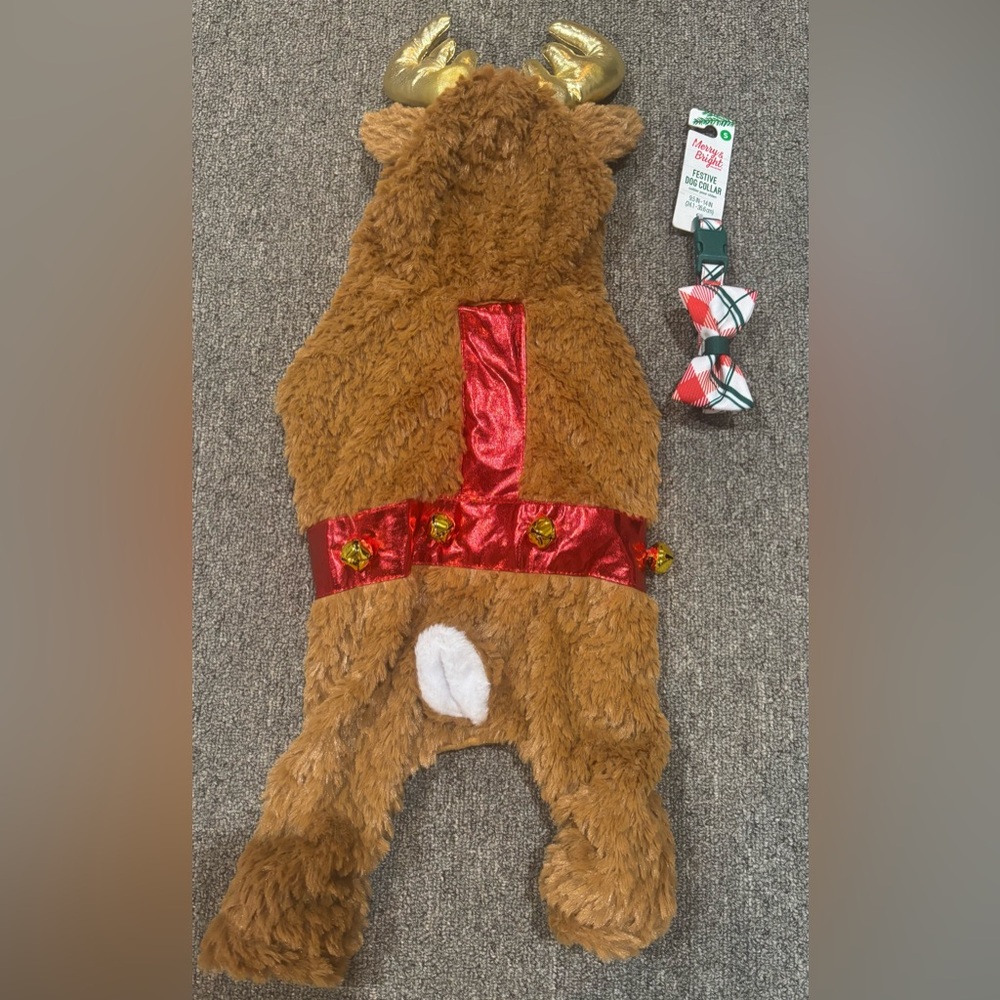 Reindeer dog Christmas costume Small bells new nwt